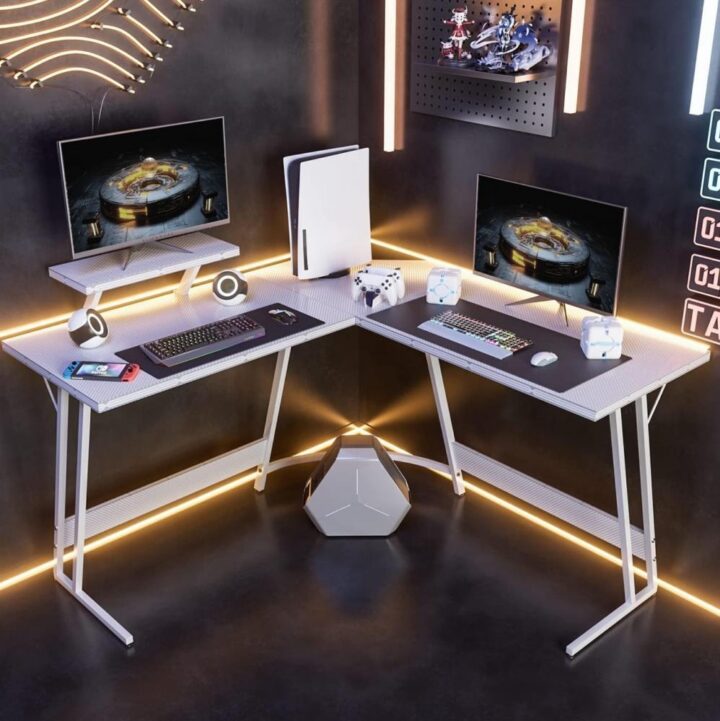 L-Shaped Gaming Table Made of Carbon Fiber - Table Gaming ASA