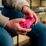 ⁦يد اكس بوكس زهري - Xbox Series X Controller Pink⁩ - الصورة ⁦3⁩